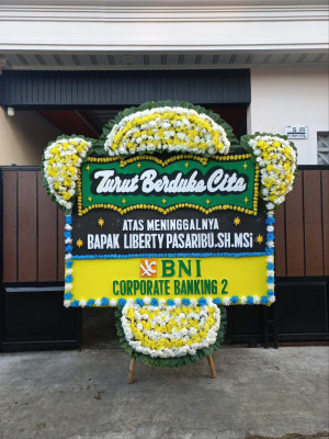 Papan Bunga Duka di Nglondong